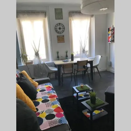 Pop Design Apartment